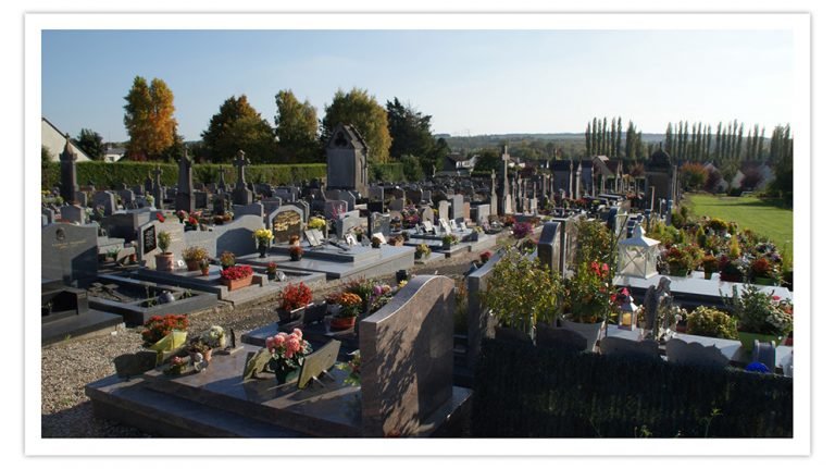 L église la paroisse et le cimetière Mairie de Saint Sauveur